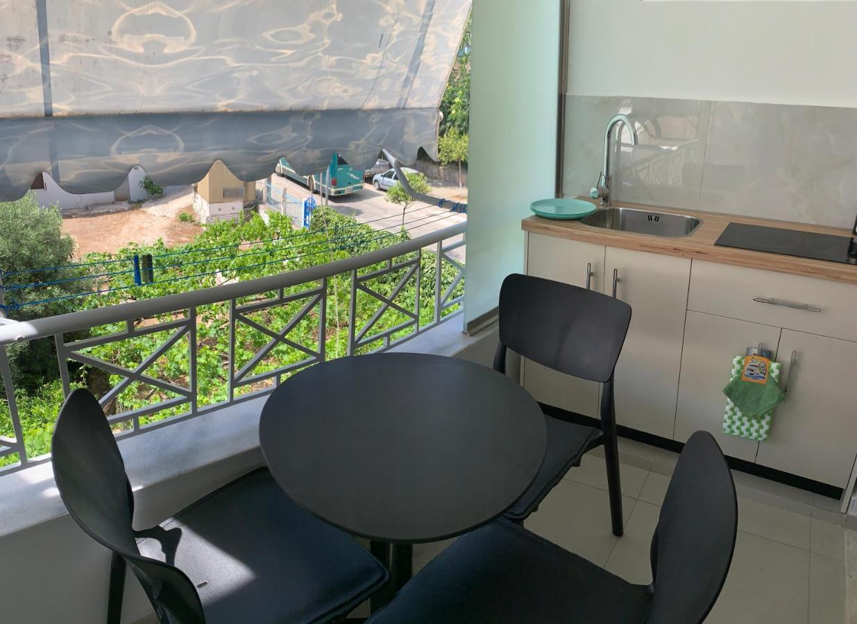 Kekezis Apartments Saranda Extérieur photo