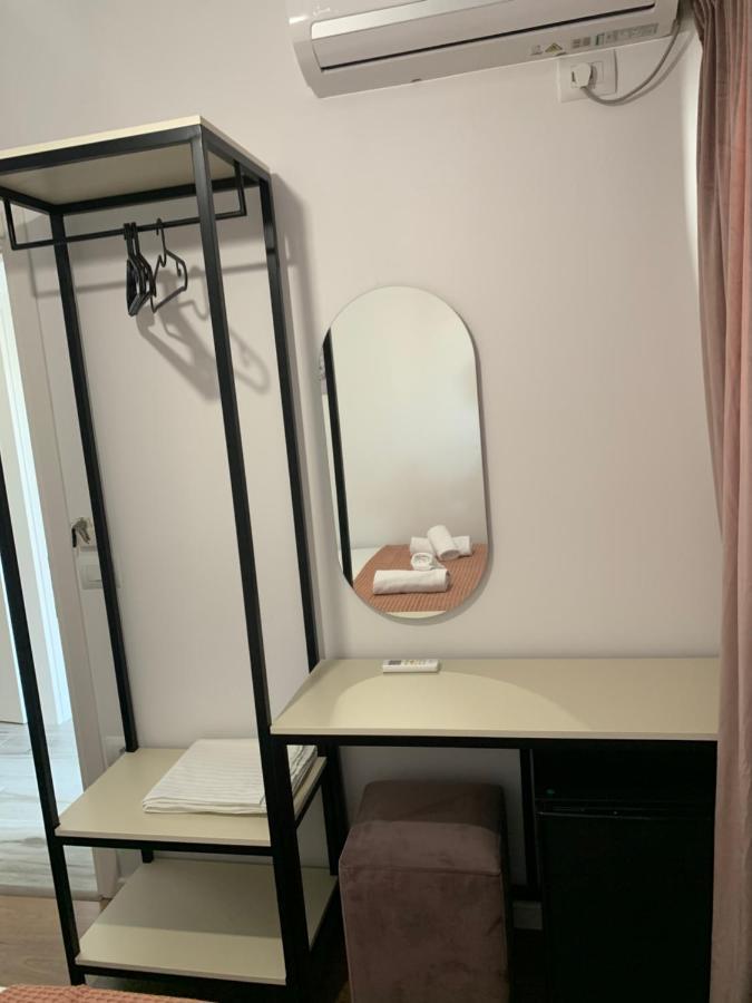 Kekezis Apartments Saranda Extérieur photo