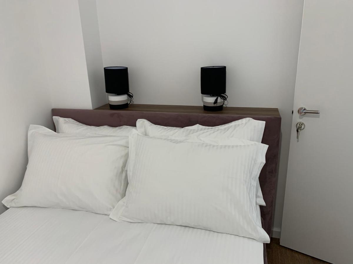 Kekezis Apartments Saranda Extérieur photo